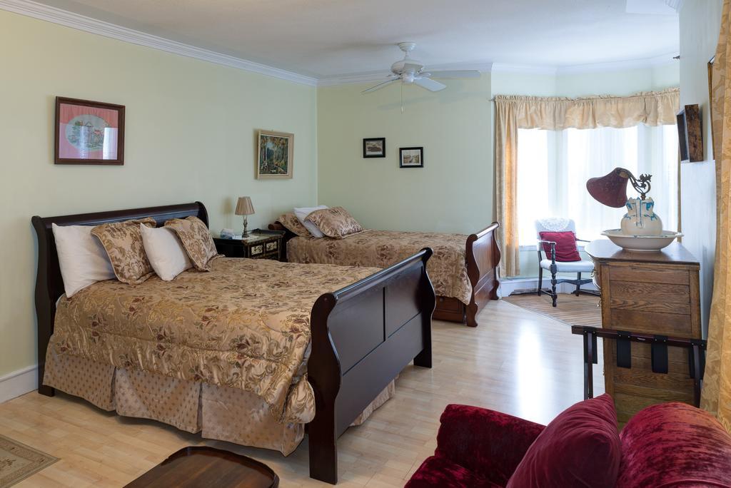 Coleman Country Encounters Accommodations الغرفة الصورة