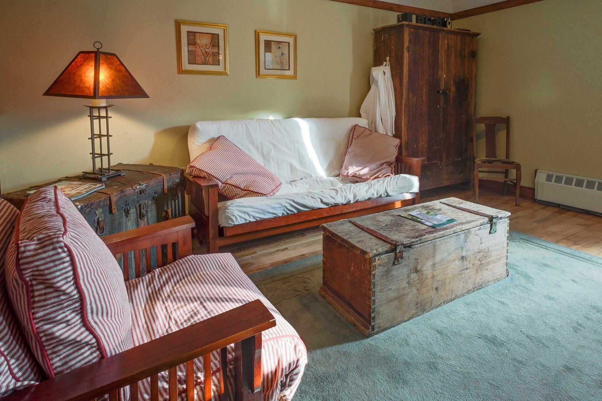 Coleman Country Encounters Accommodations المظهر الخارجي الصورة