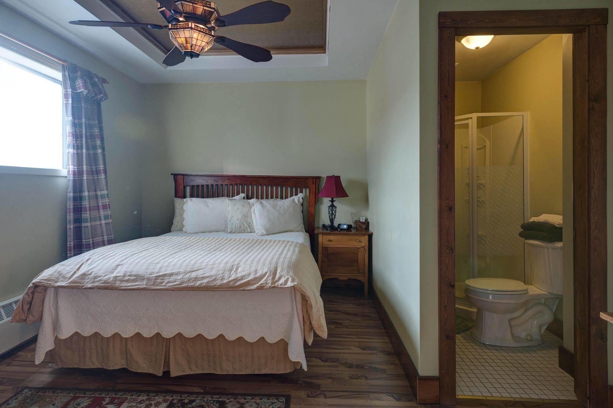 Coleman Country Encounters Accommodations المظهر الخارجي الصورة